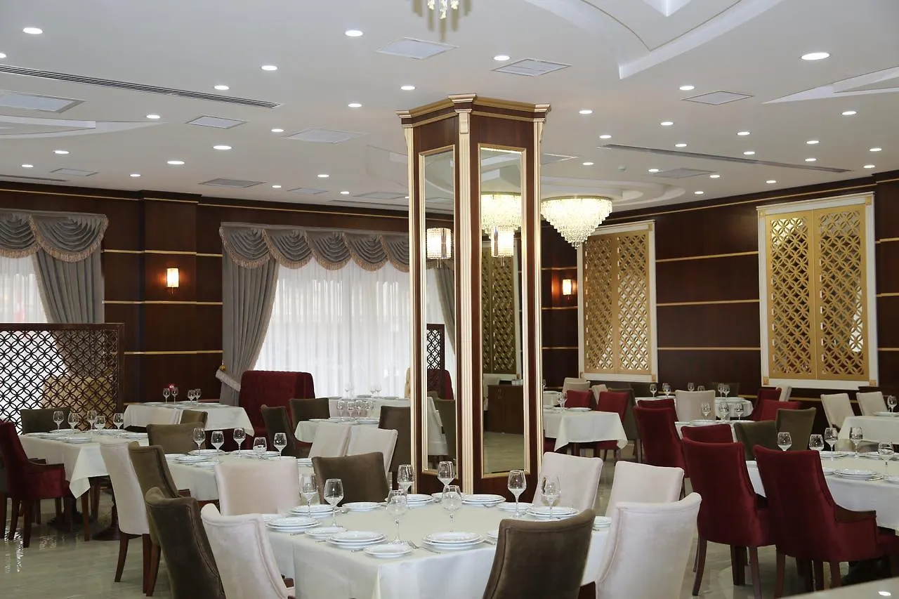 Atlas Hotel Baky 3*,